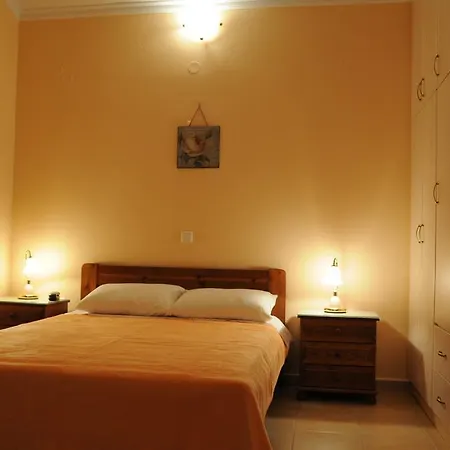 Areti Apartment Tiros